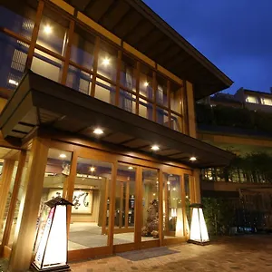 Yutorelo Toyako